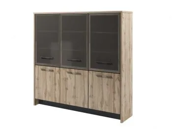 Шкаф трехсекционный